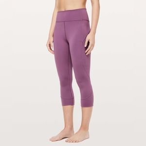 Lululemon In Movement Crop 19"